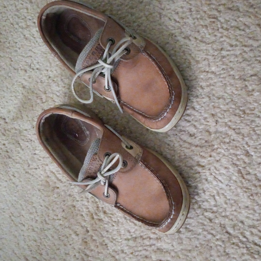 Sperry topsiders size 8.5